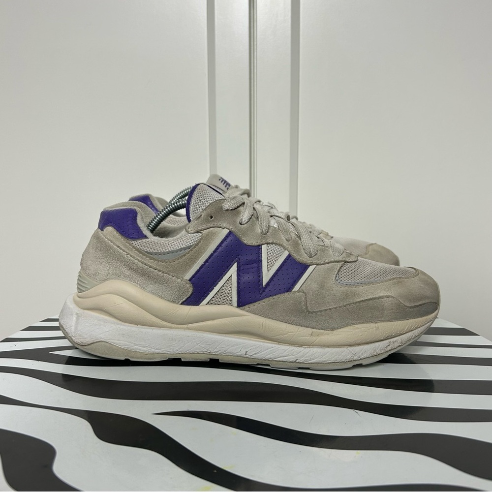 New Balance 5740 sea salt Beige and Purple Sneakers